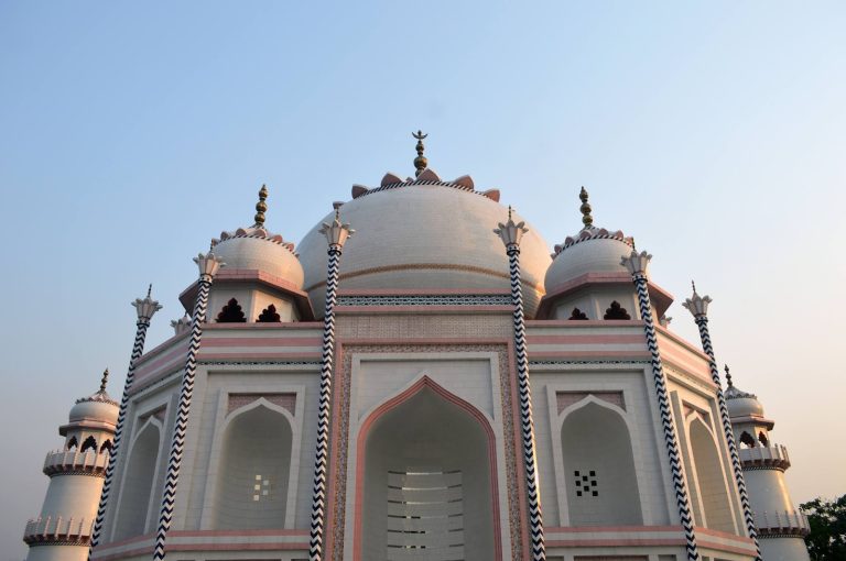 বাংলার তাজমহল, নারায়ণগঞ্জ: প্রেমের অমর সাক্ষ্য
