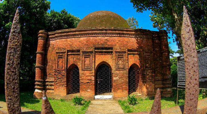 নারায়ণগঞ্জের সোনারগাঁয়ে অবস্থিত ঐতিহাসিক গোয়ালদি মসজিদ: স্থাপত্য, ইতিহাস ও ভ্রমণ গাইড
